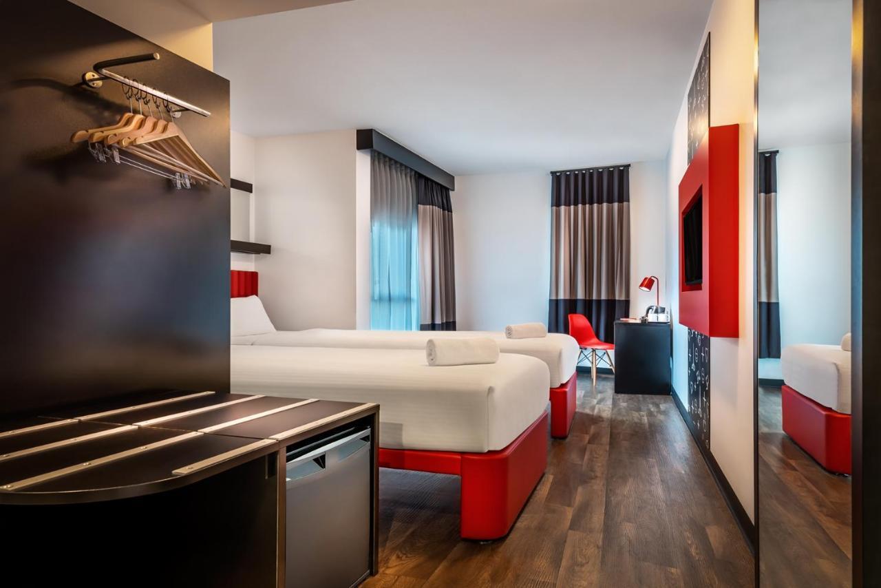 Essence Hotel Carlton Мельбурн Экстерьер фото